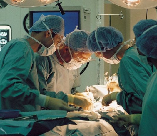 La voglia di normalità di Cristina, operata di cancro al seno.Una donna che non molla mai. tagmedicina,Cristina